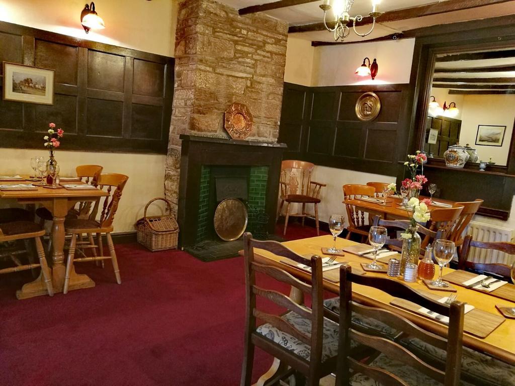 The Howard Arms Брамптън Екстериор снимка